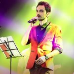 دانلود آهنگ به این در اون در زدم واسه تو پرپر زدم